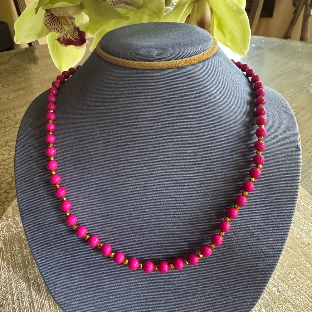 Elegant Pink Beaded Necklace